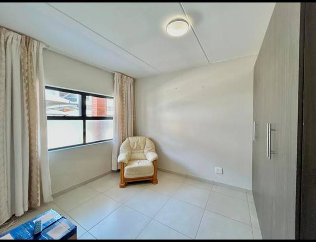 3 BEDROOM APARTMENT FOR SALE IN BARTLETT